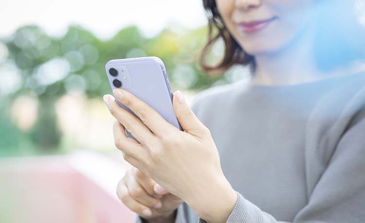 半数以上がスマホからのアクセスなのでスマホ対応は必須